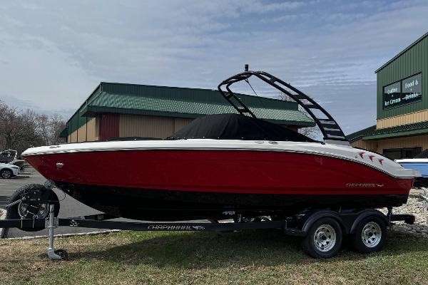 2025 Chaparral 21 SSi