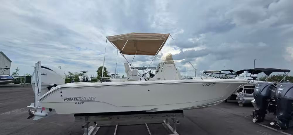 2024 Pathfinder 2400 Open