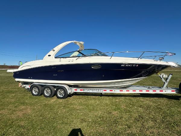 2005 Sea Ray 290 Sun Sport