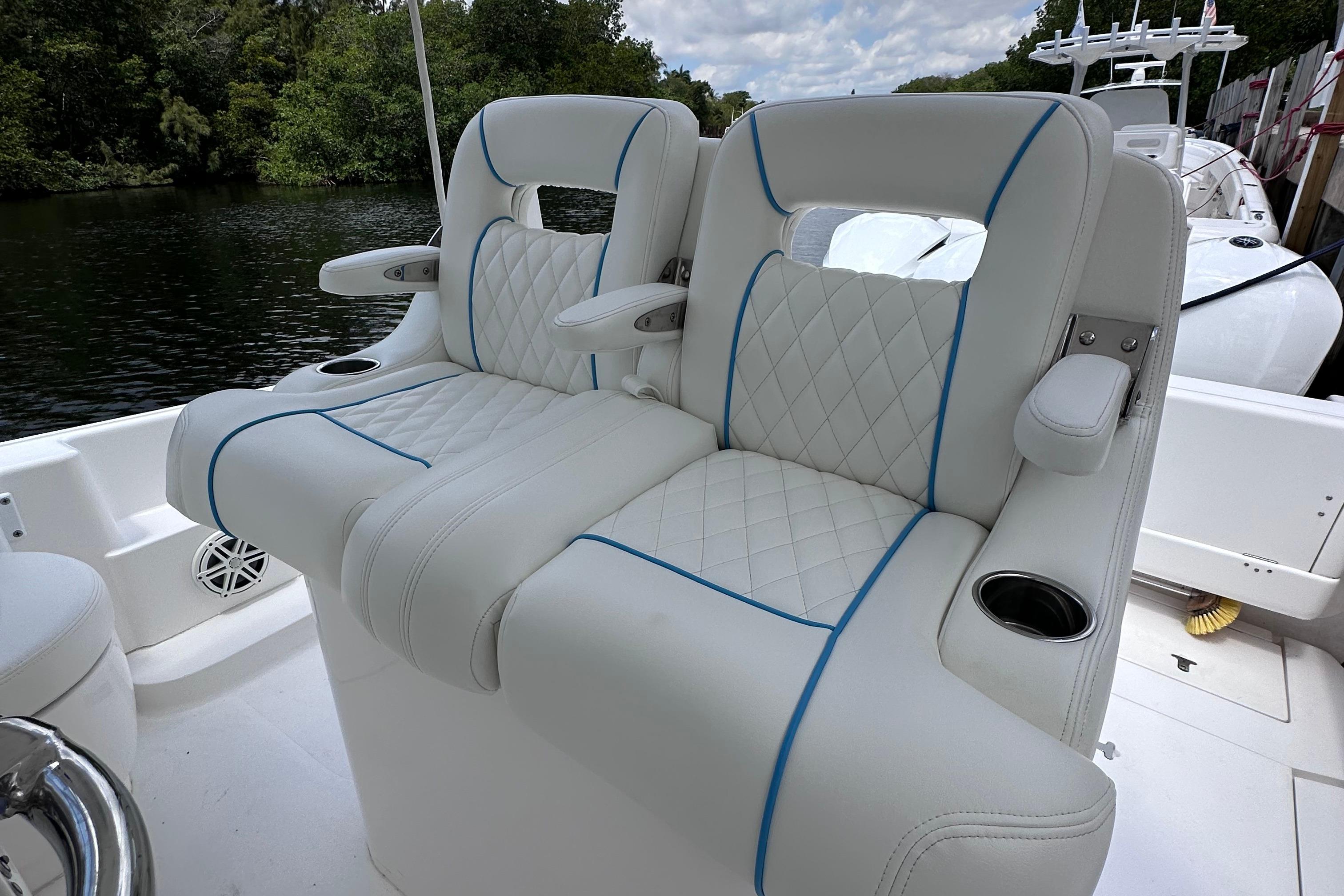 2016 Intrepid 375 Walkaround
