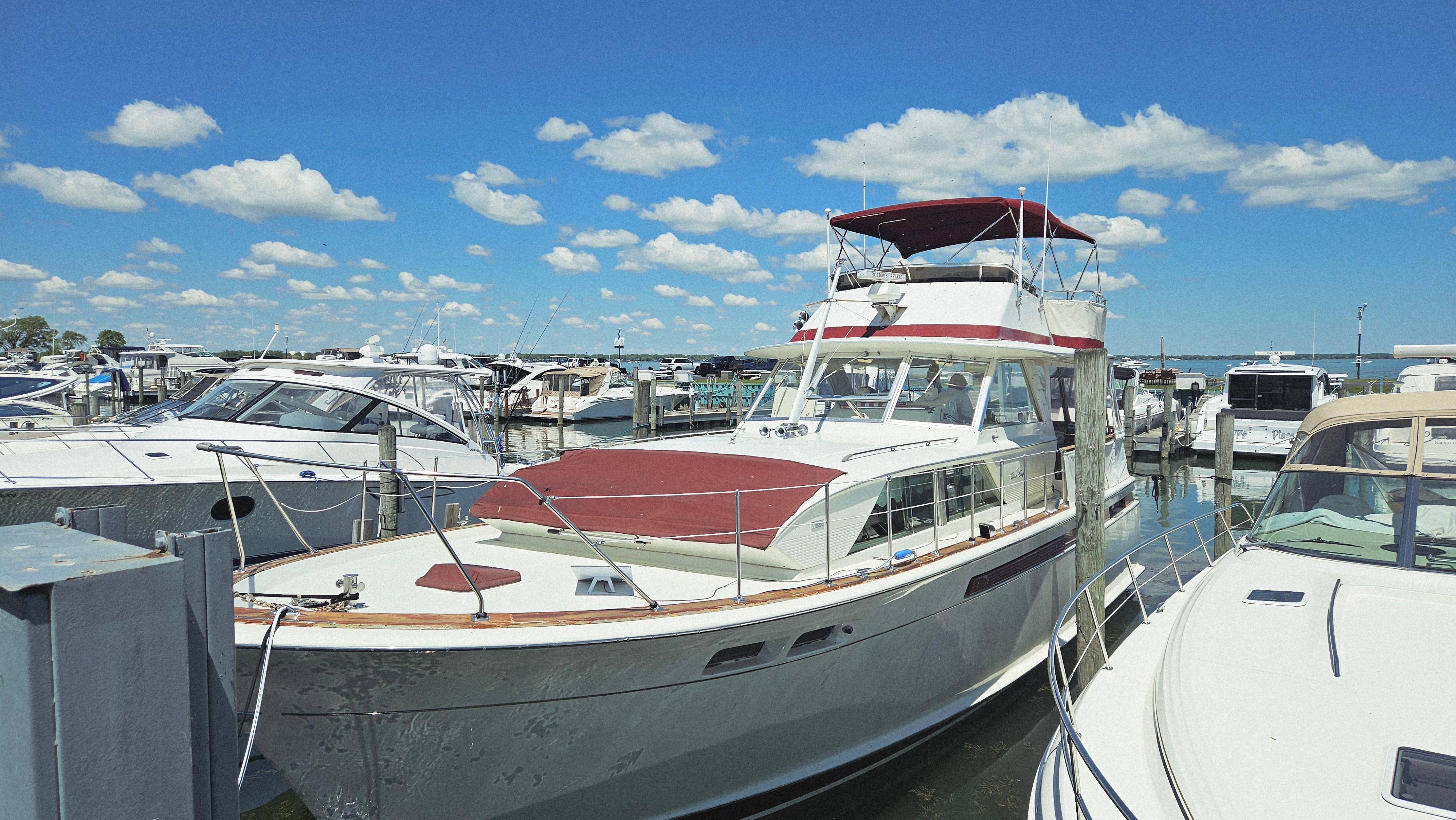1971 Chris-Craft 47 Commander