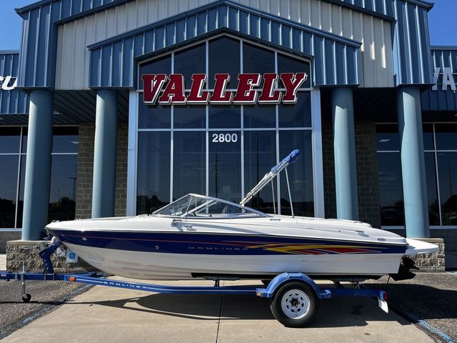 2007 Bayliner 205br