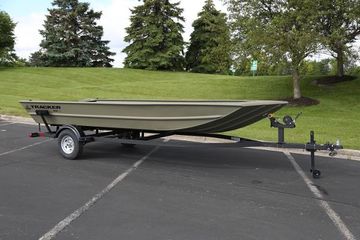 2025 Tracker Grizzly 1860 Utility