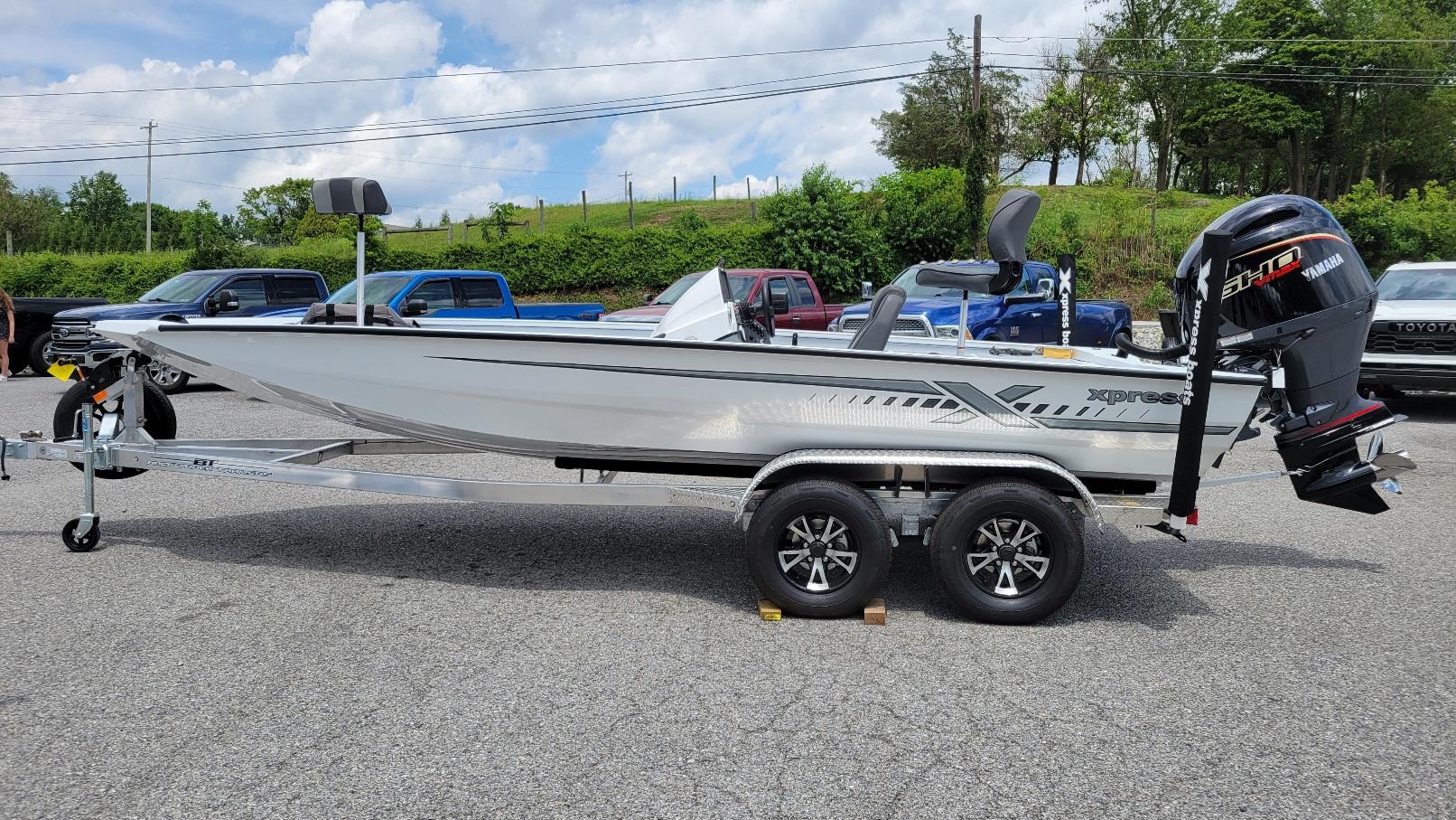 2026 Xpress H20 Bass w/ Yamaha Vmax 175 (In stock!)