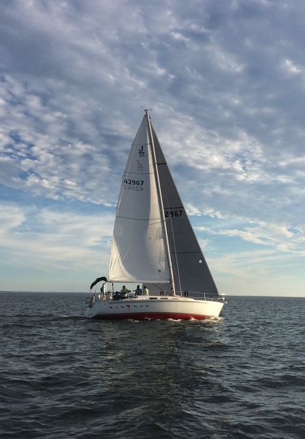 1989 J Boats J/37