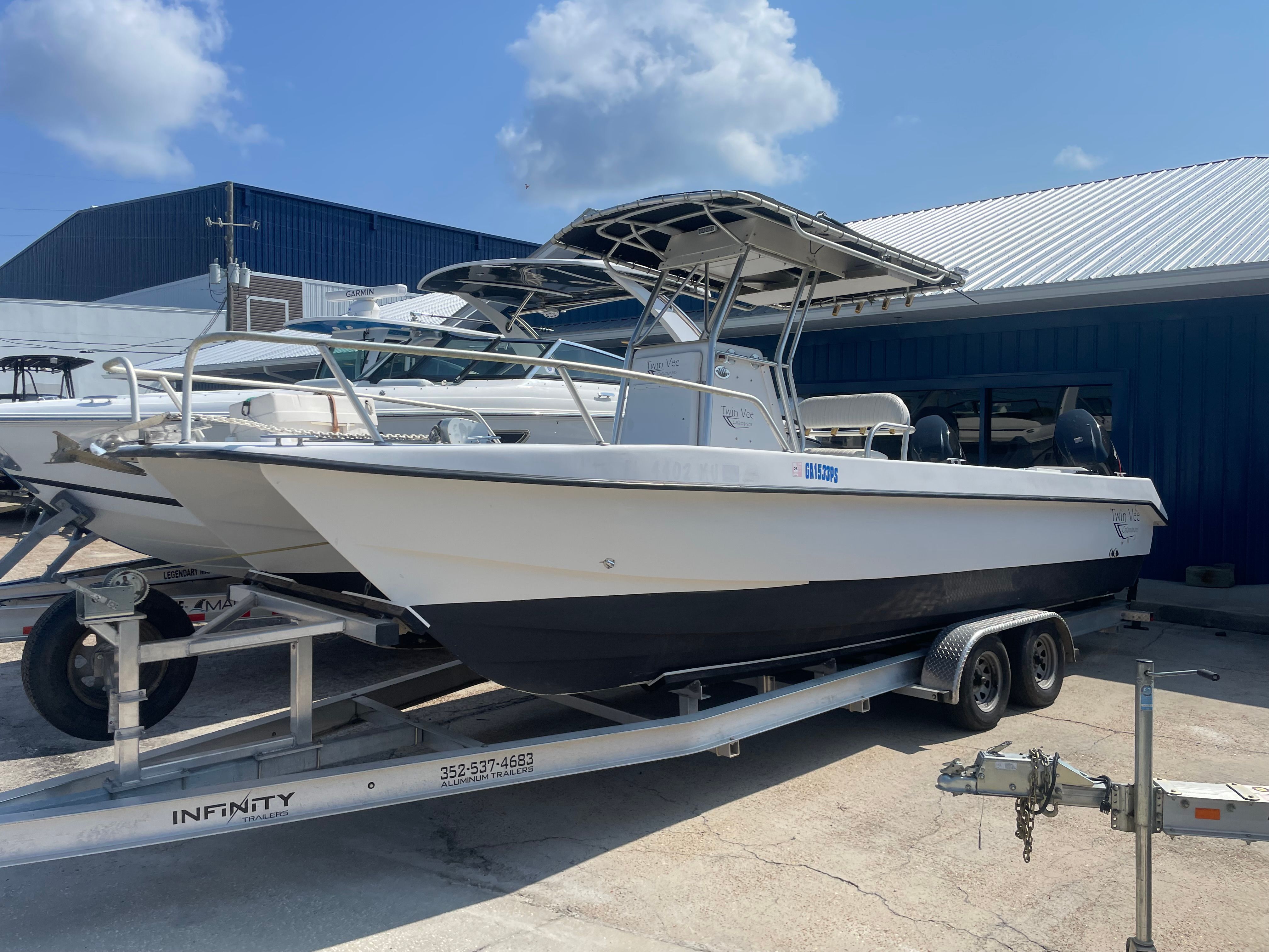 2005 Twin Vee 26