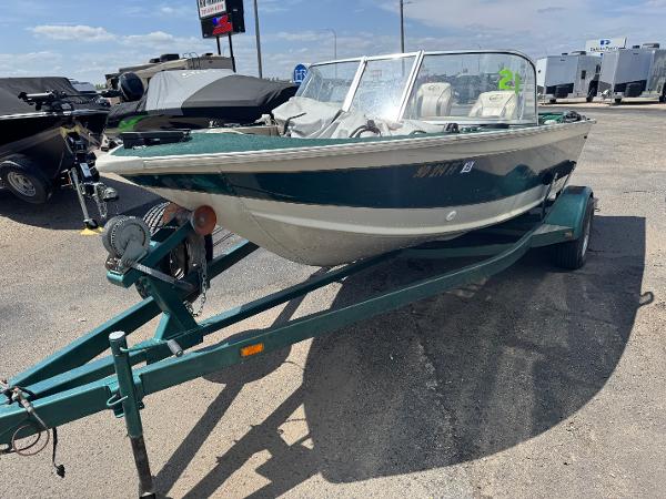 1999 Sylvan 1700 Pro Select