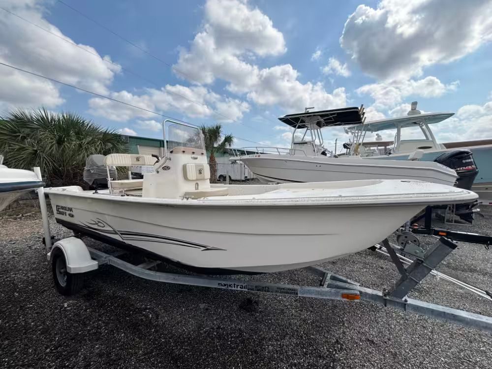 2018 Carolina Skiff 1765 DLX