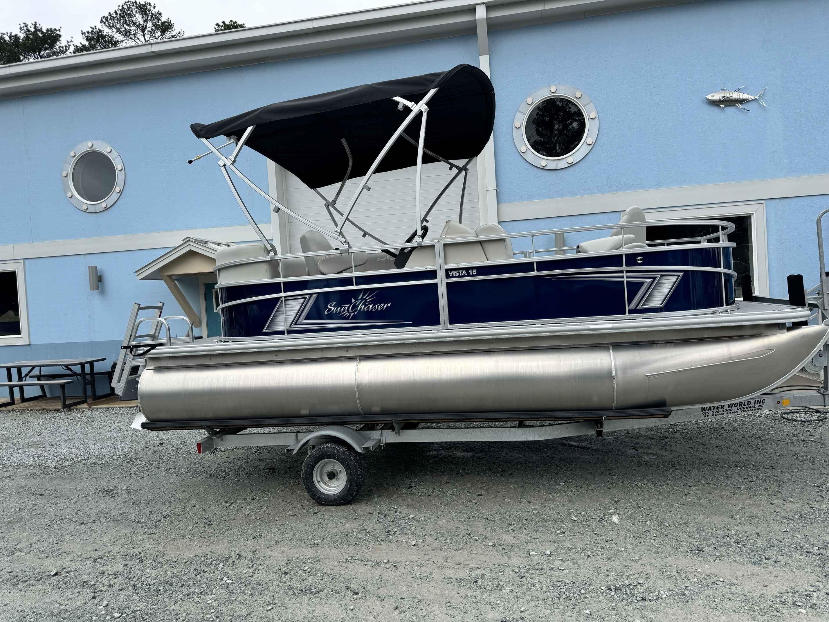 2025 SunChaser Vista 18 Fish