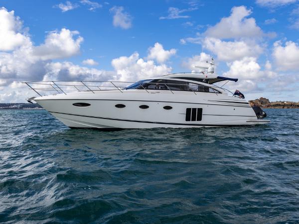 2011 Princess V52