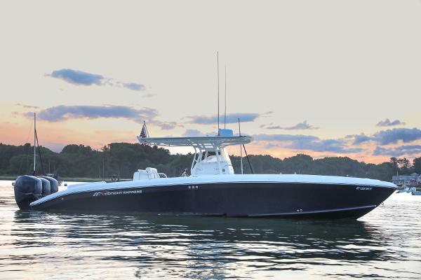 2008 Midnight Express 37