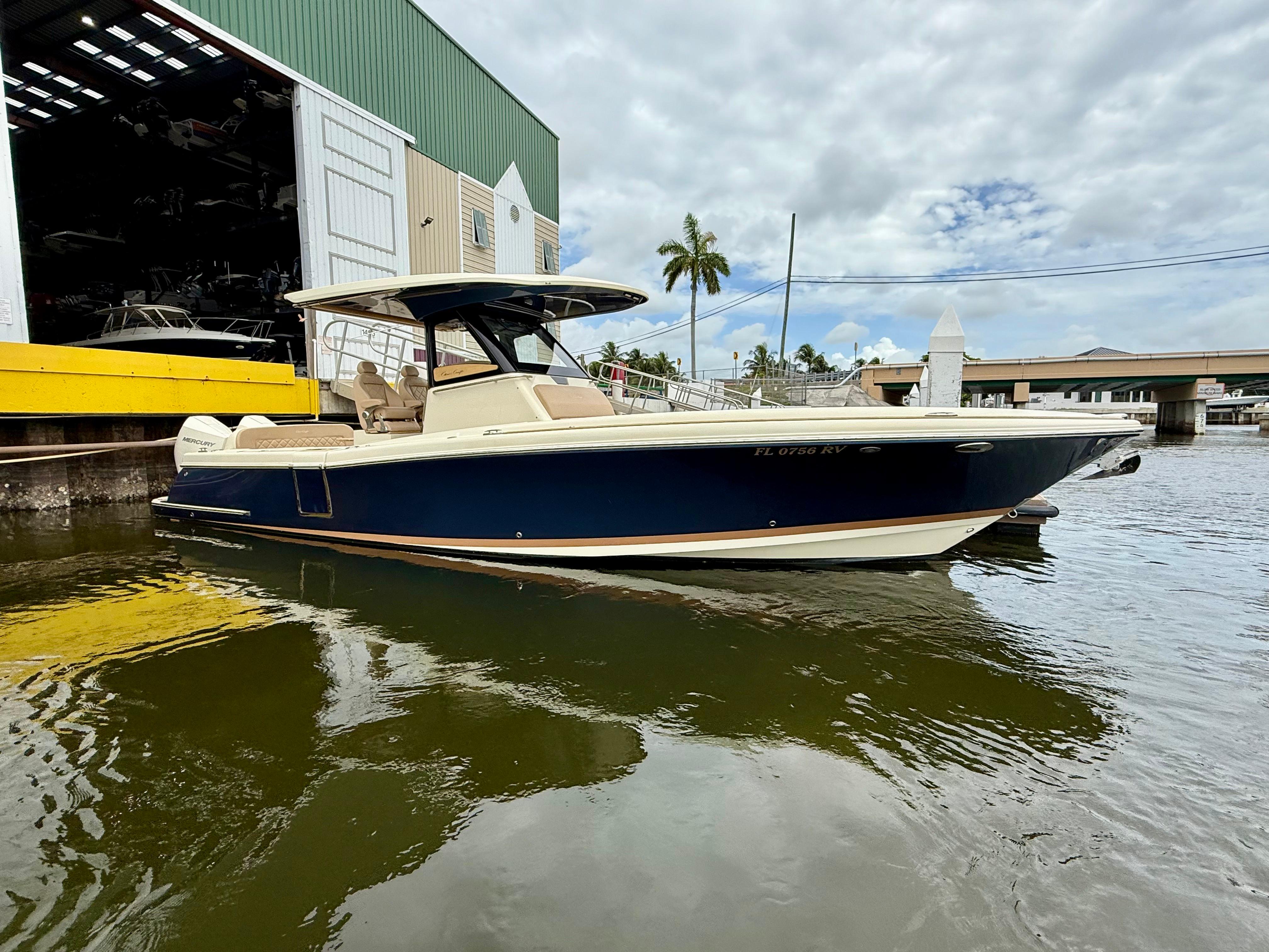 Chris-Craft 30 Catalina