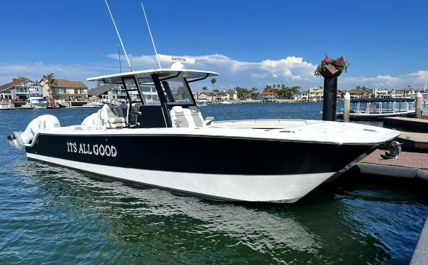 2021 Invincible 35 Catamaran