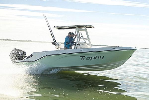 Bayliner Trophy T22CC Manufacturer Provided Image