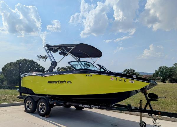 2021 MasterCraft NXT20