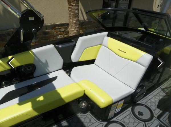 2021 MasterCraft NXT20