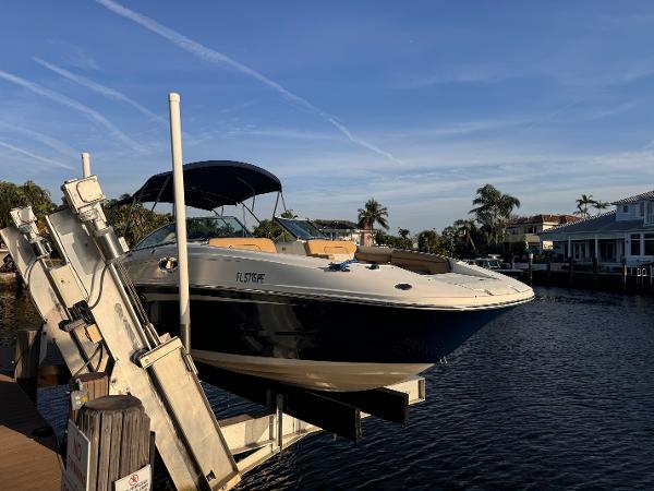 2011 Sea Ray 280 Sundeck