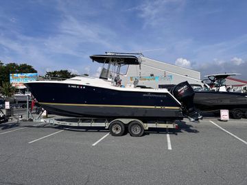 1999 Grady-White F-26 Tigercat