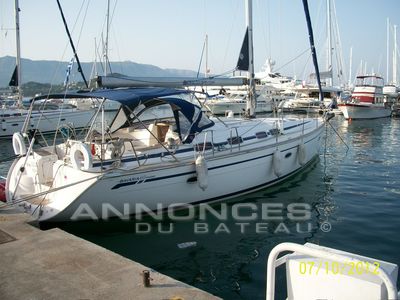 Bavaria Cruiser 46 2008 Bavaria Cruiser 46 yacht docked in a marina, featuring sleek design and spacious deck.