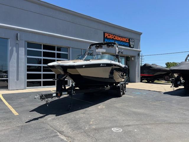2022 MasterCraft XStar S