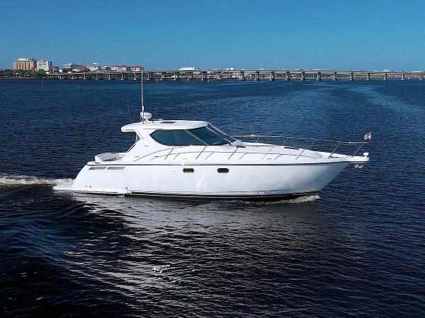 2008 Tiara Yachts 4300 Sovran