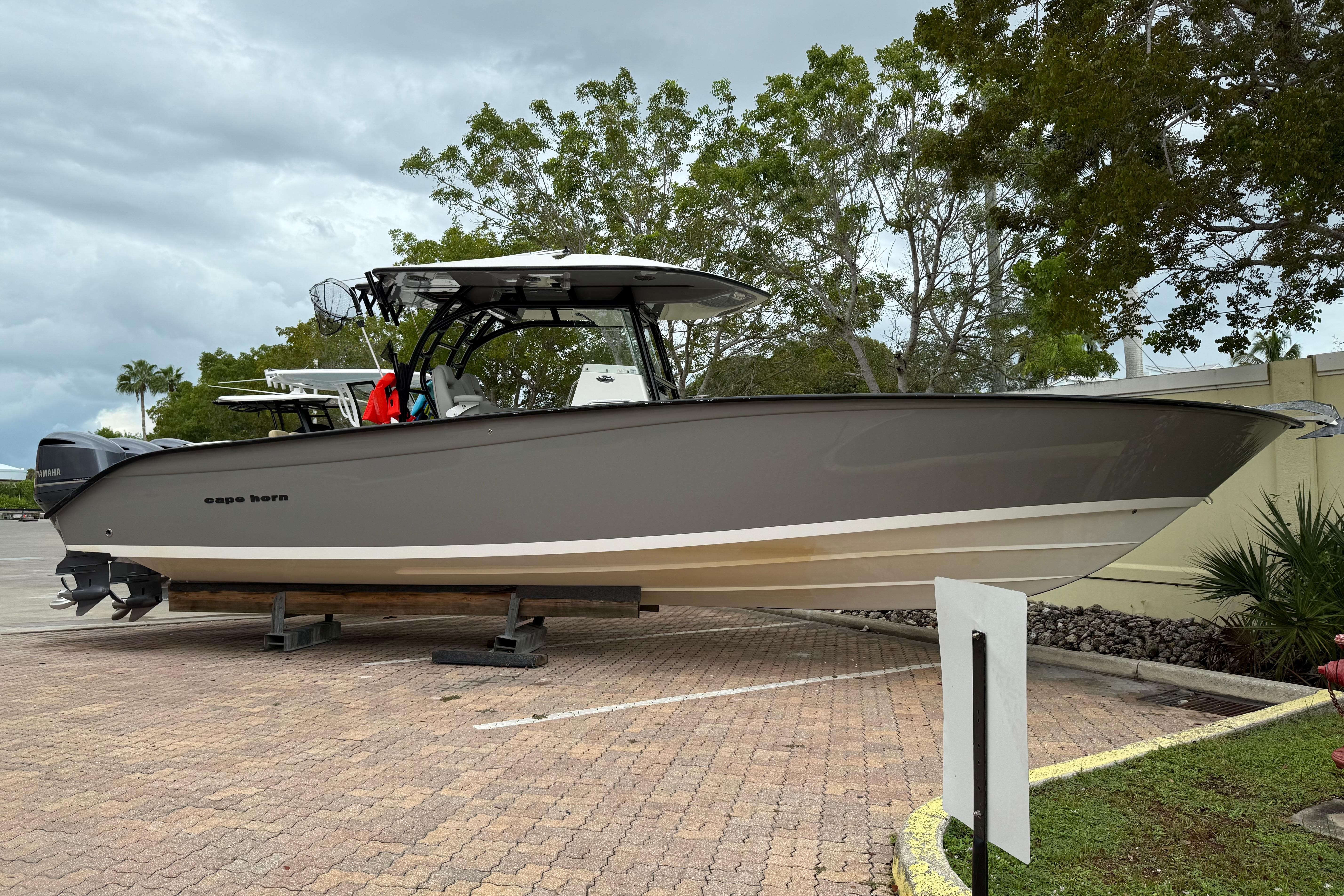2021 Cape Horn 36 XS