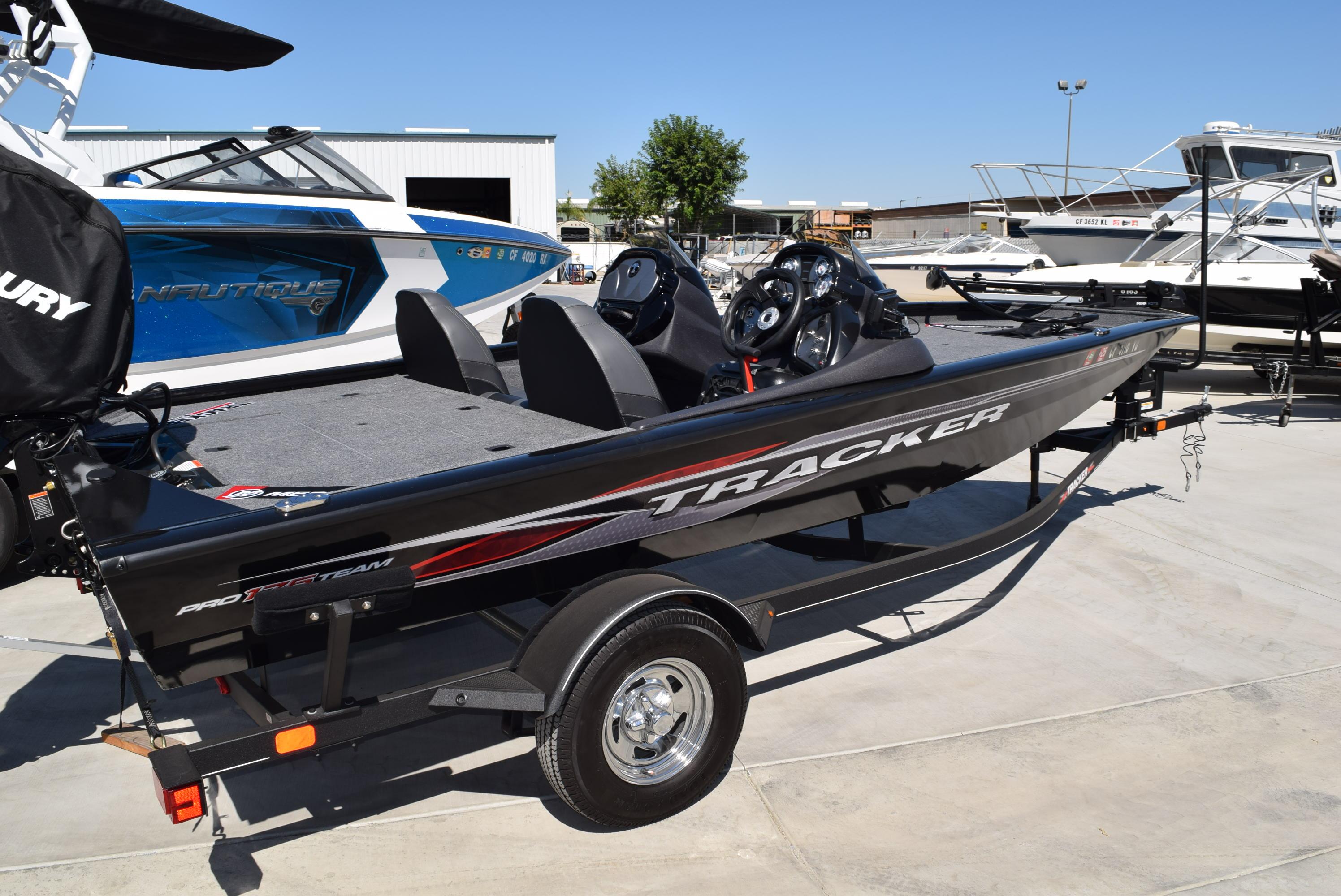 2022 Tracker Pro Team 175 TXW