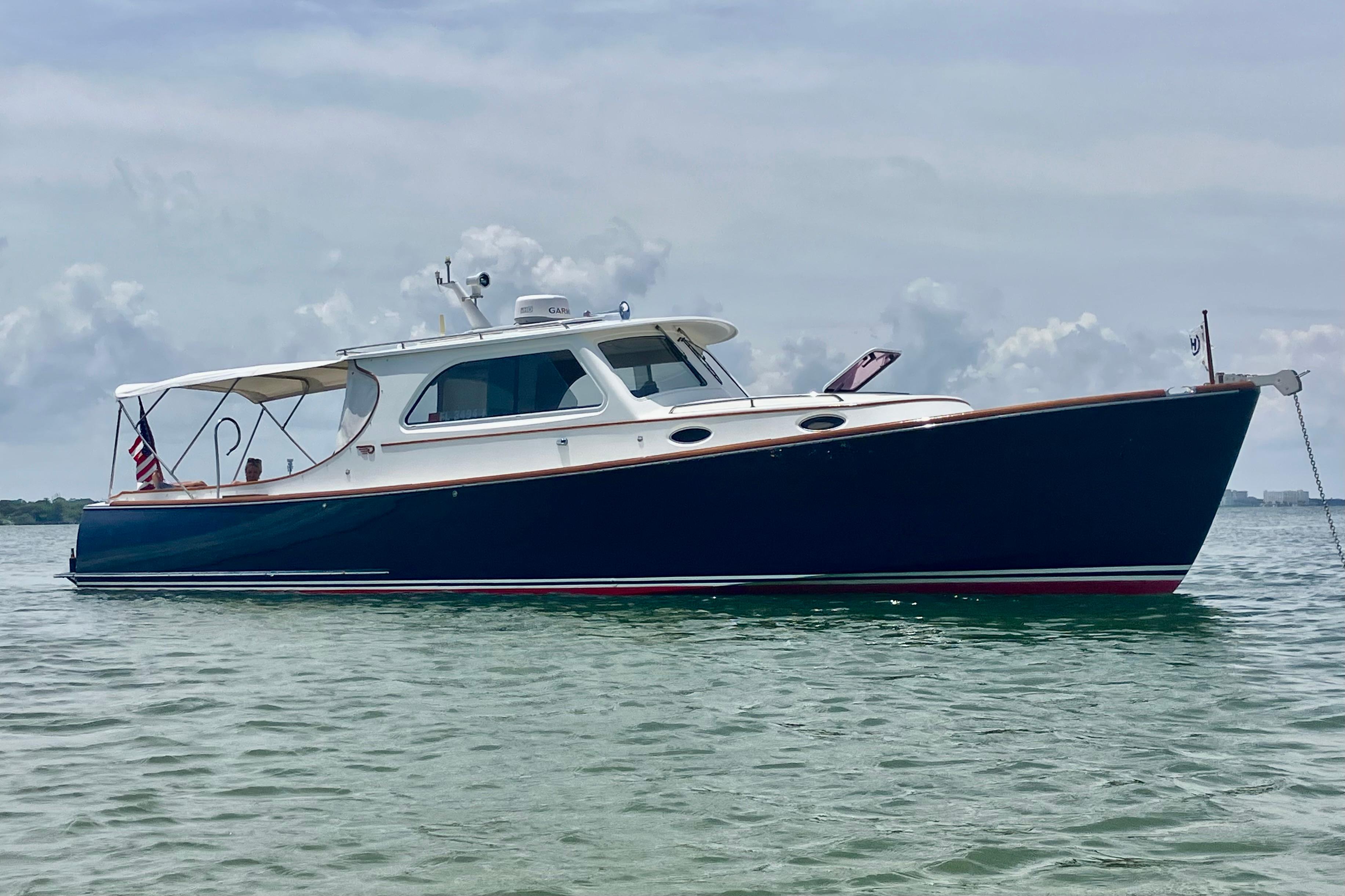 2006 Hinckley 36 EP Picnic Boat
