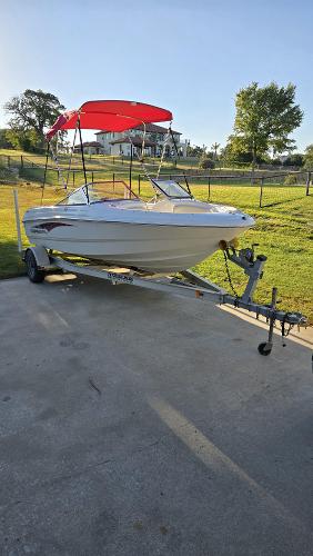 2009 Chaparral 180 SSi