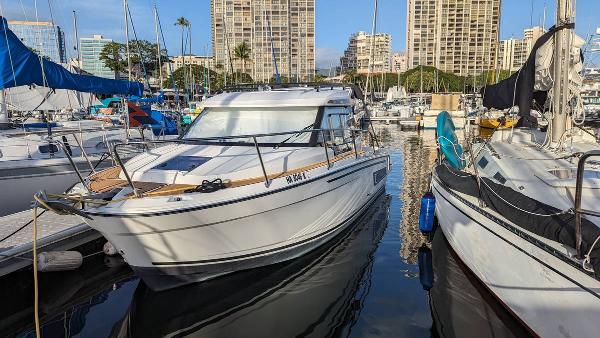 2021 Jeanneau NC 795 Series 2