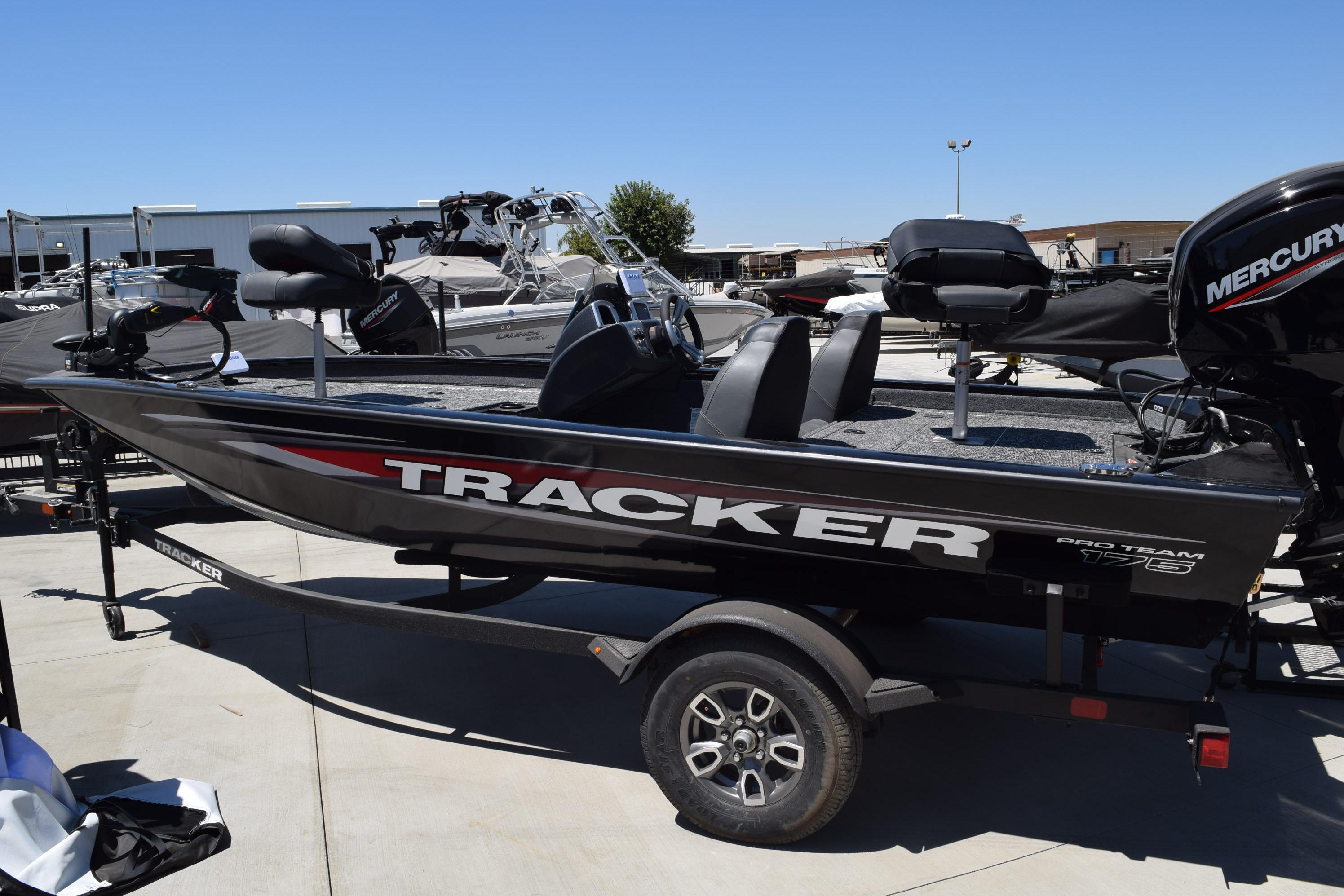 2026 Tracker Pro Team 175