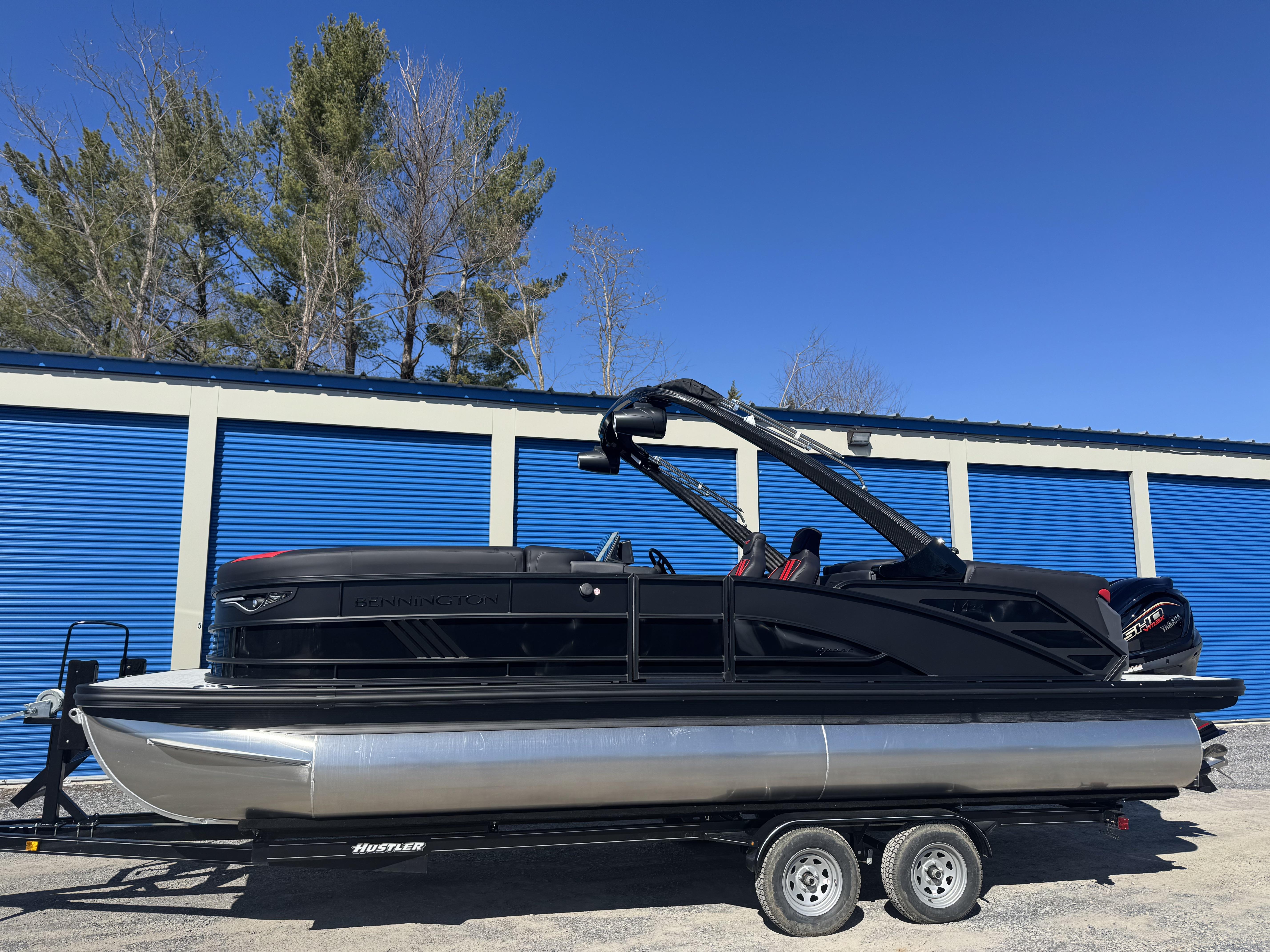 2025 Bennington 24 MFB