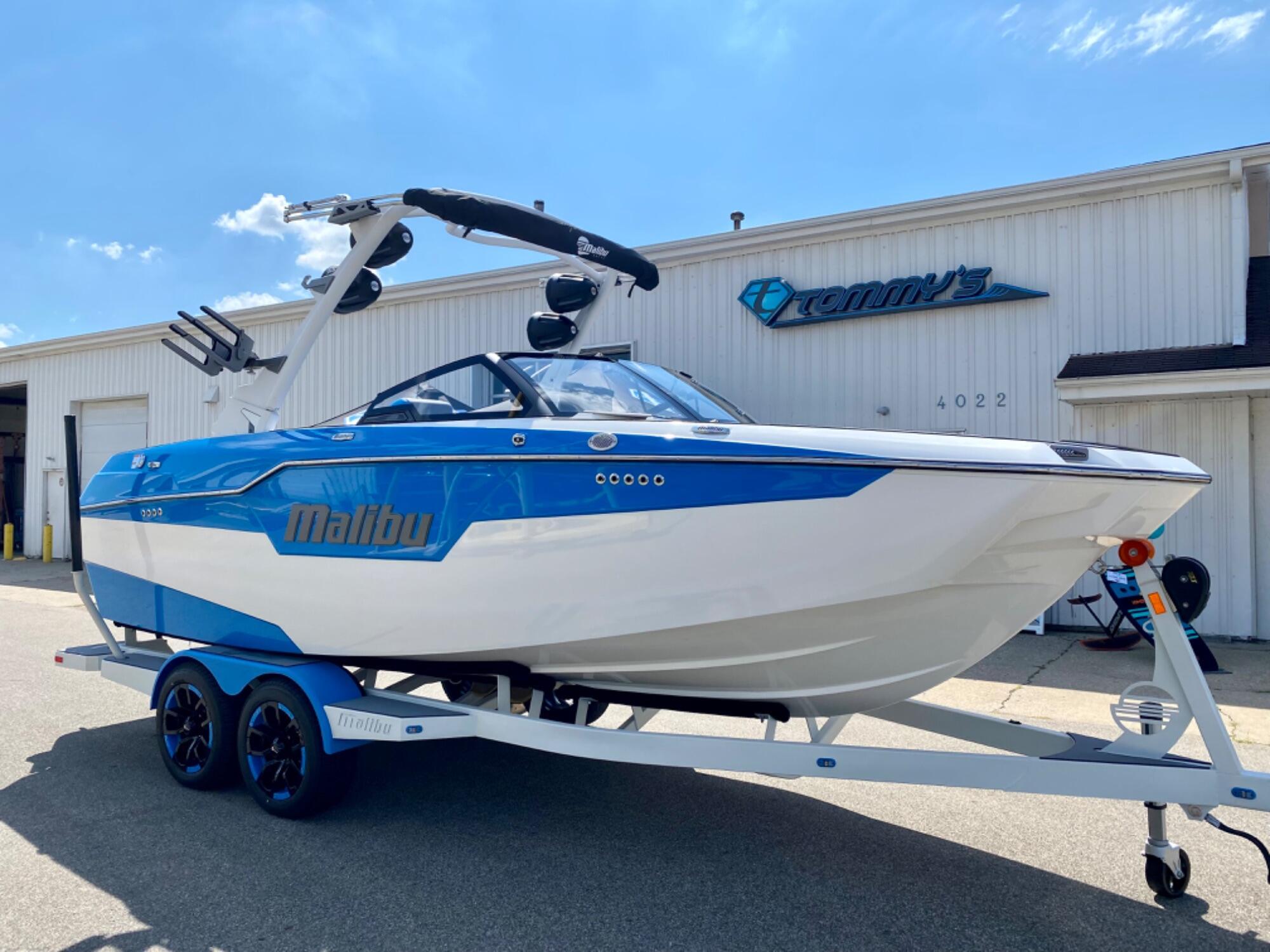 2025 Malibu M220, Comstock Park Michigan 2025 Malibu M220, Comstock Park Michigan