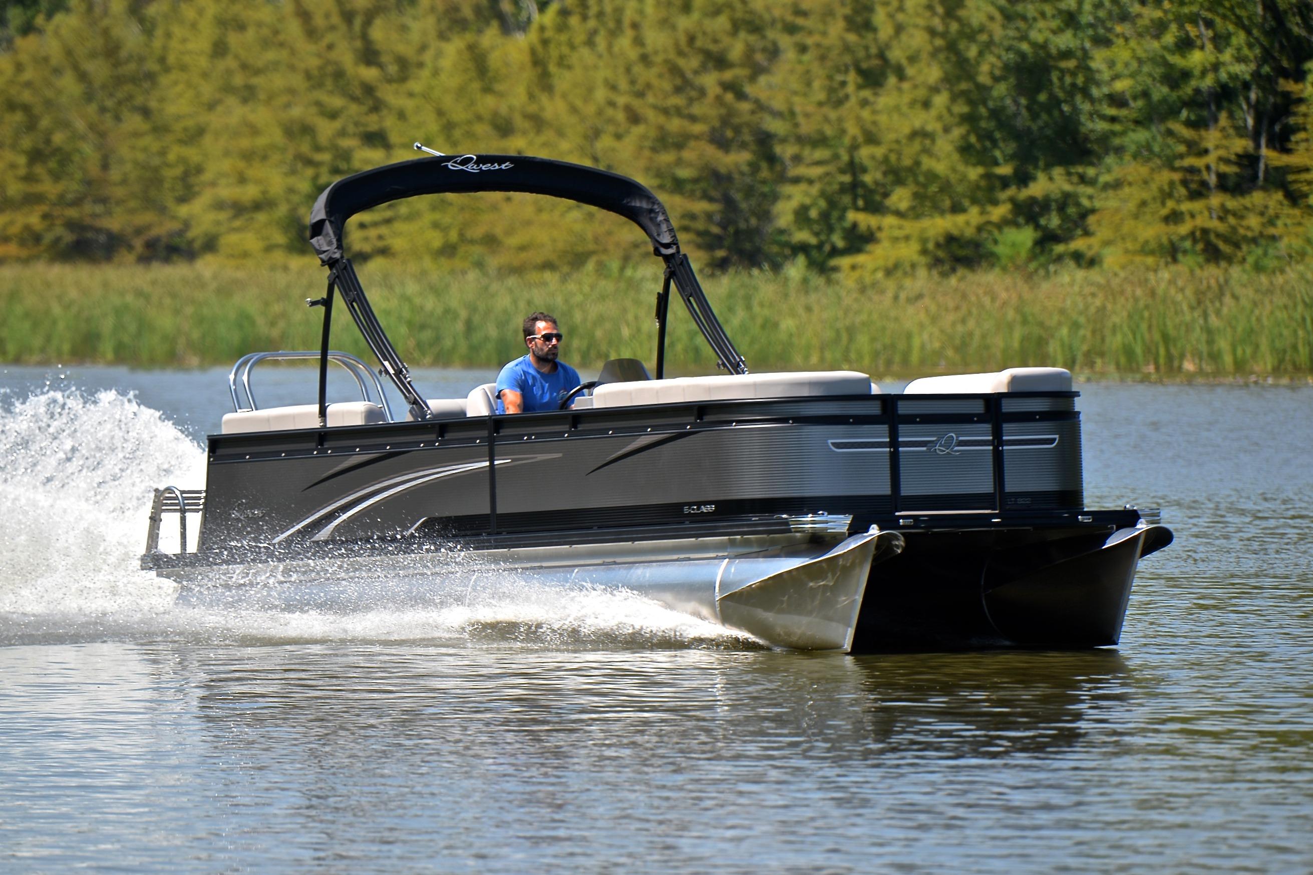 2023 Qwest LT 822