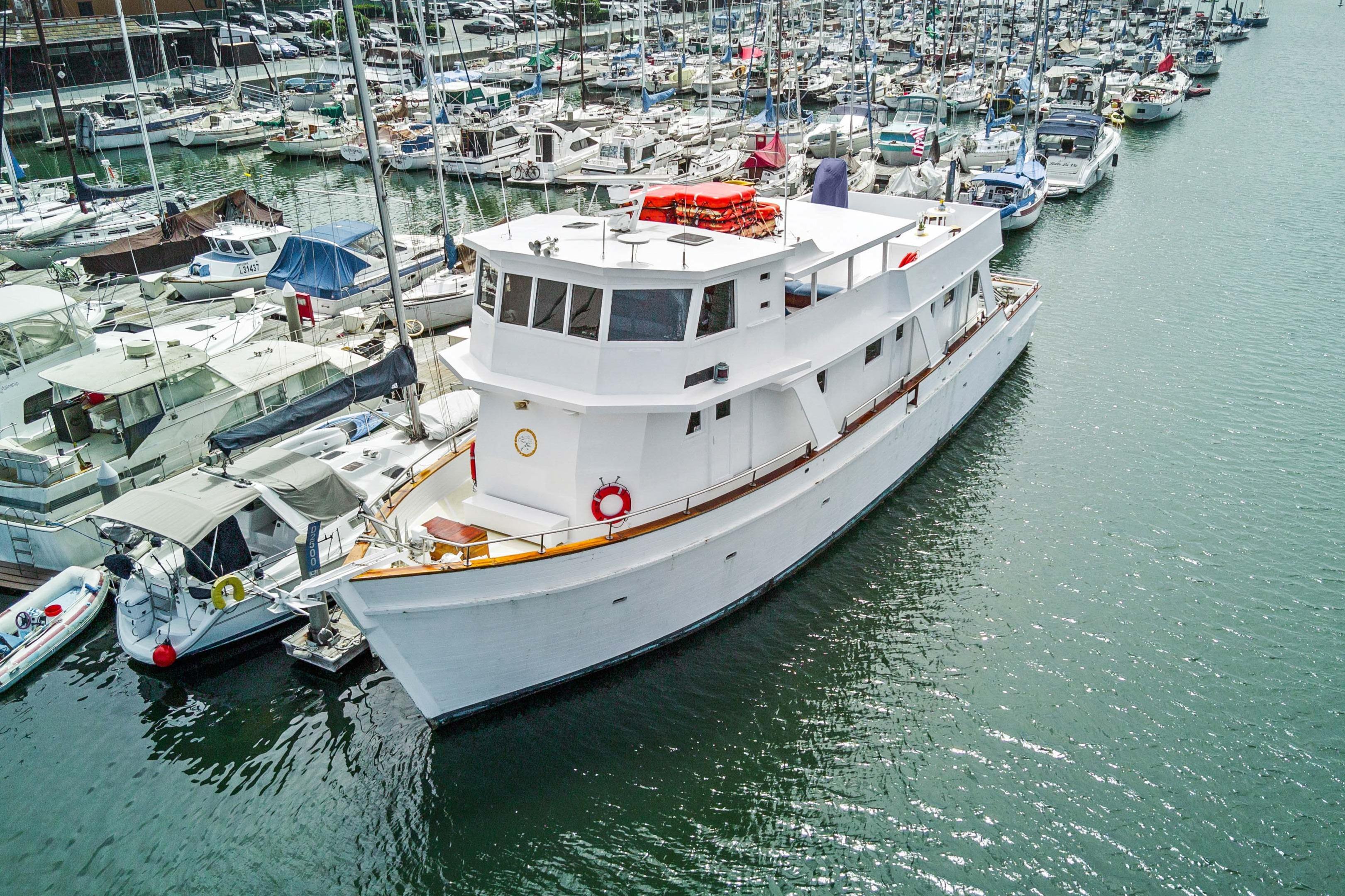 Custom 90 Motoryacht