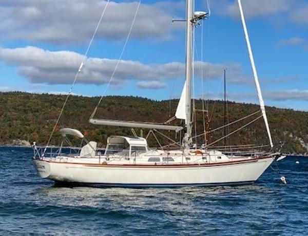 1987 Hinckley Sou'wester 42