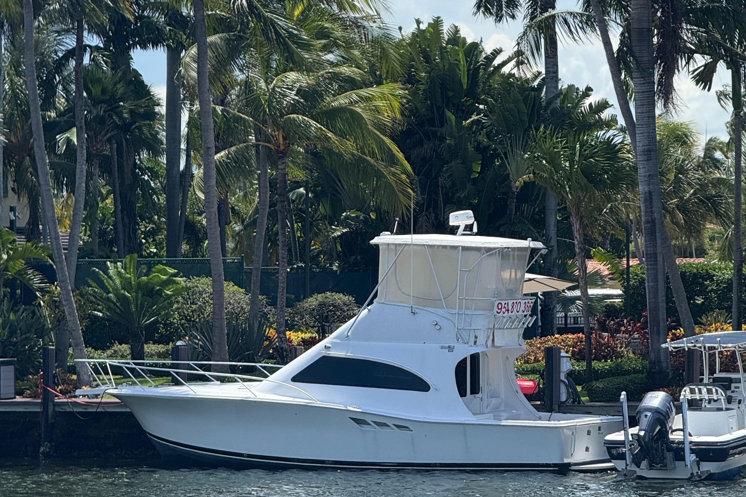 2000 Luhrs Tournament 360 Convertible