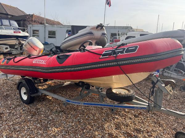 2001 Zodiac Pro II 420