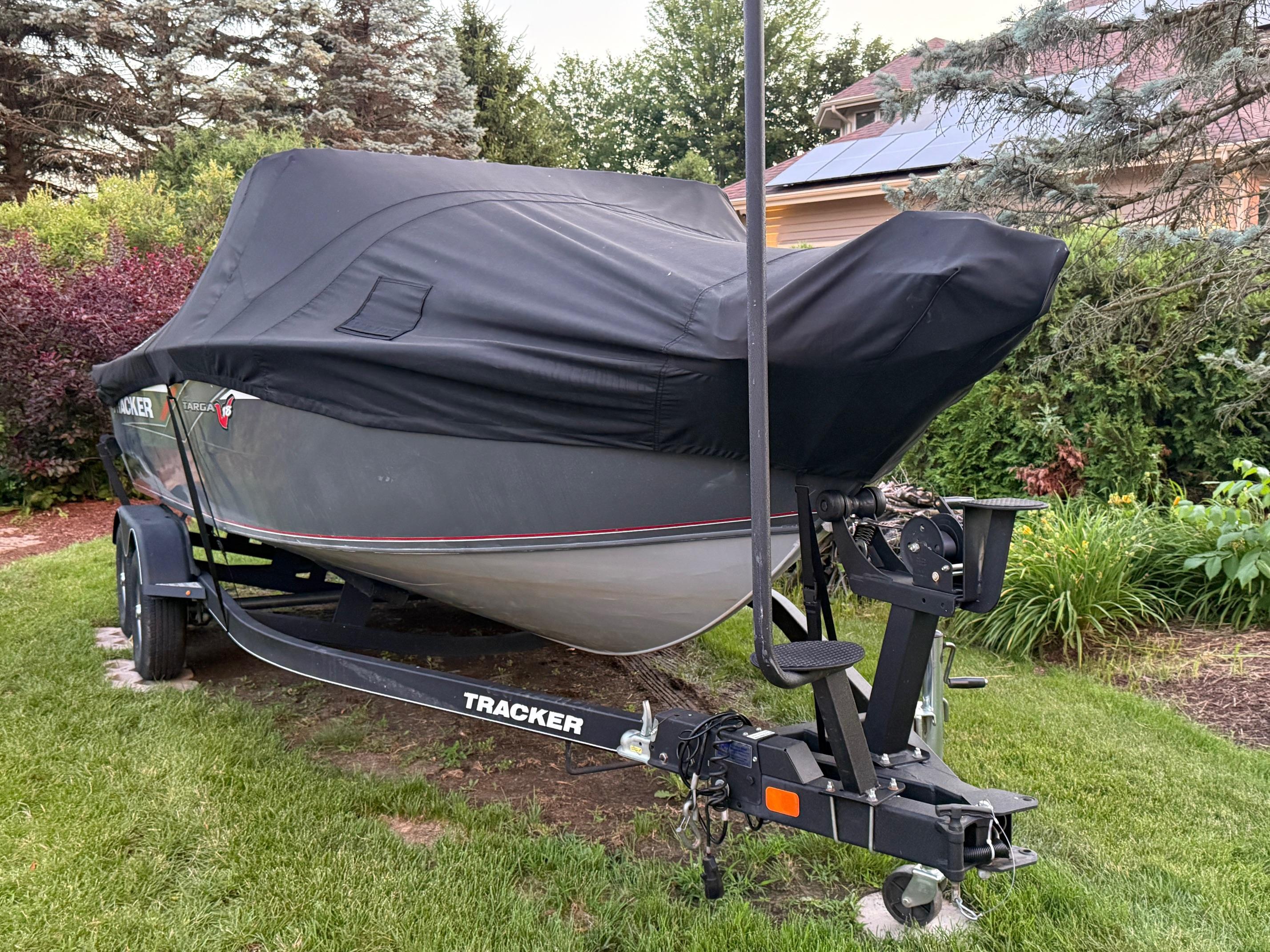 2018 Tracker Targa V-18 WT