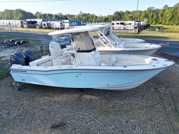 2025 Grady-White Fisherman 257