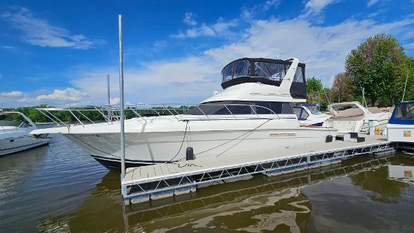 1995 Silverton 41 Convertible