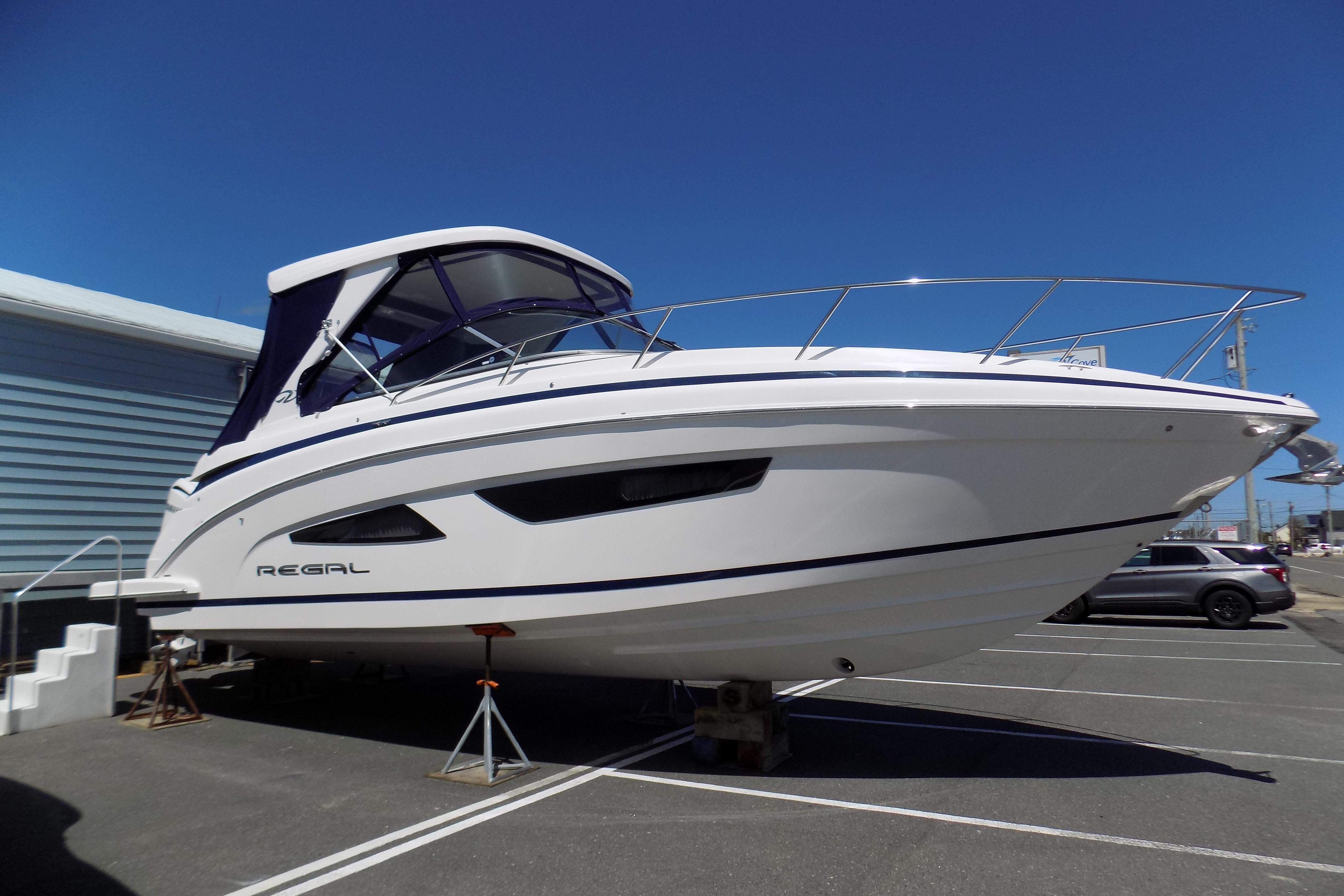 2019 Regal 33 XO
