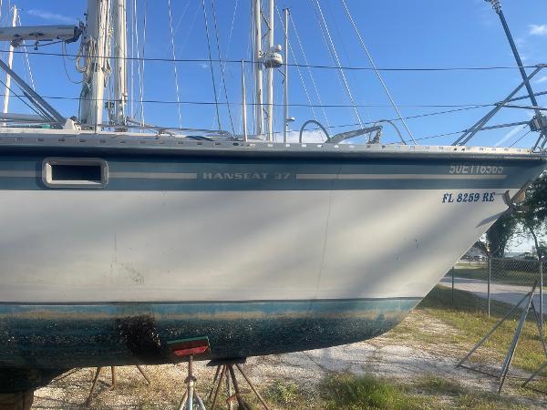 1984 Hanseat Hanseat 37 Swing Keel