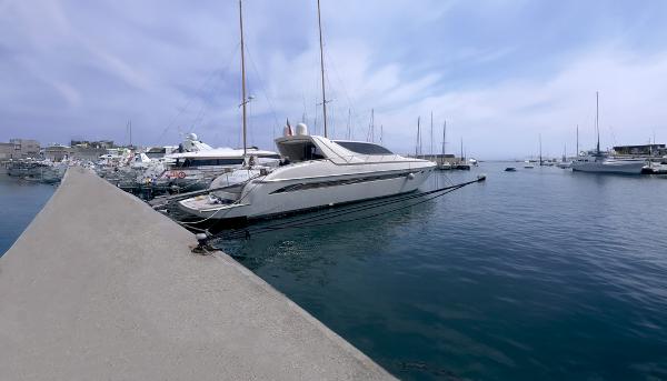 2001 Riva 84 Cantata