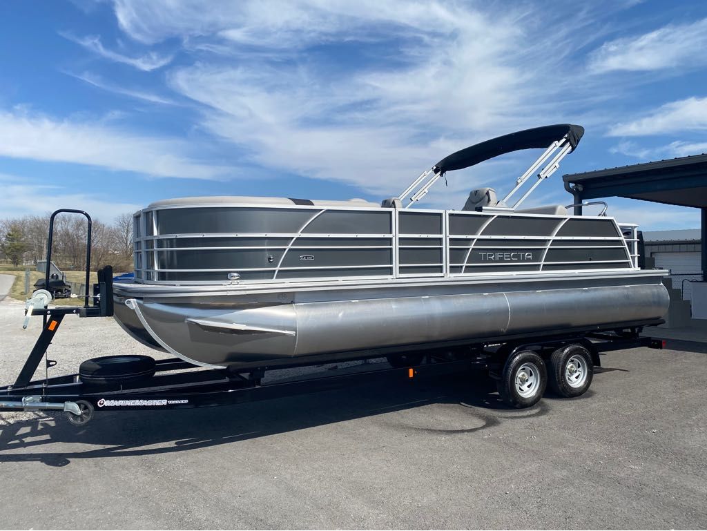 2025 Trifecta LE Series 22UL LE T