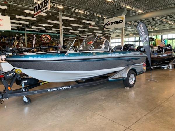 Ranger 1850MS 2024 Ranger 1850MS boat on display in a showroom.