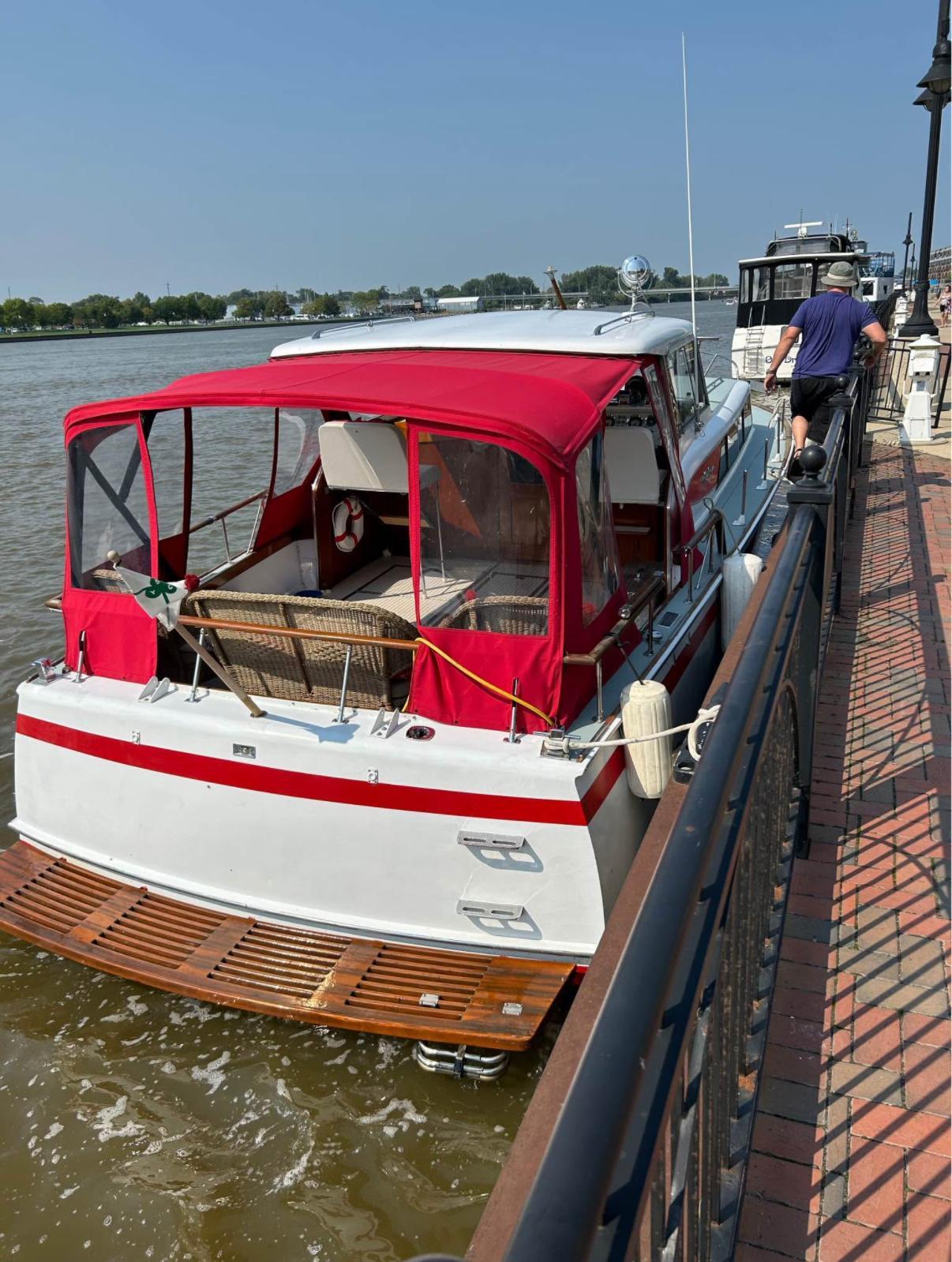 1964 Chris-Craft Roamer-Riviera