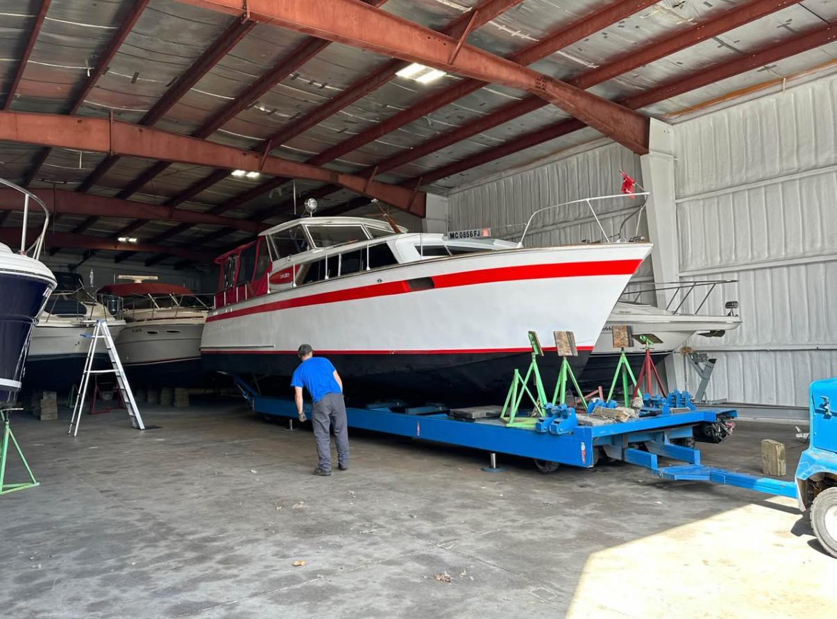 1964 Chris-Craft Roamer-Riviera