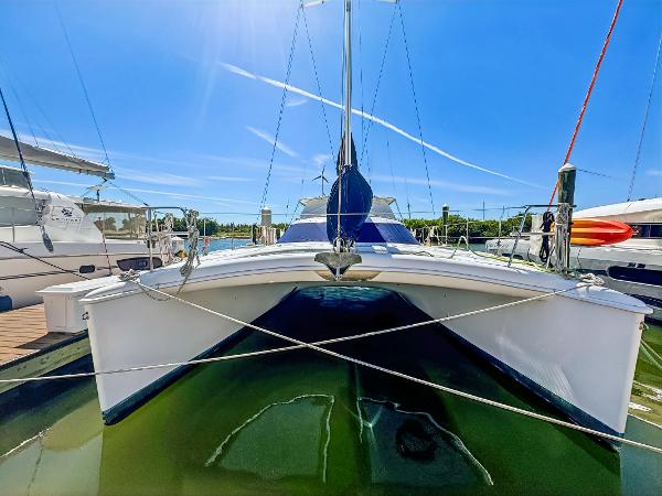 2000 Manta 42