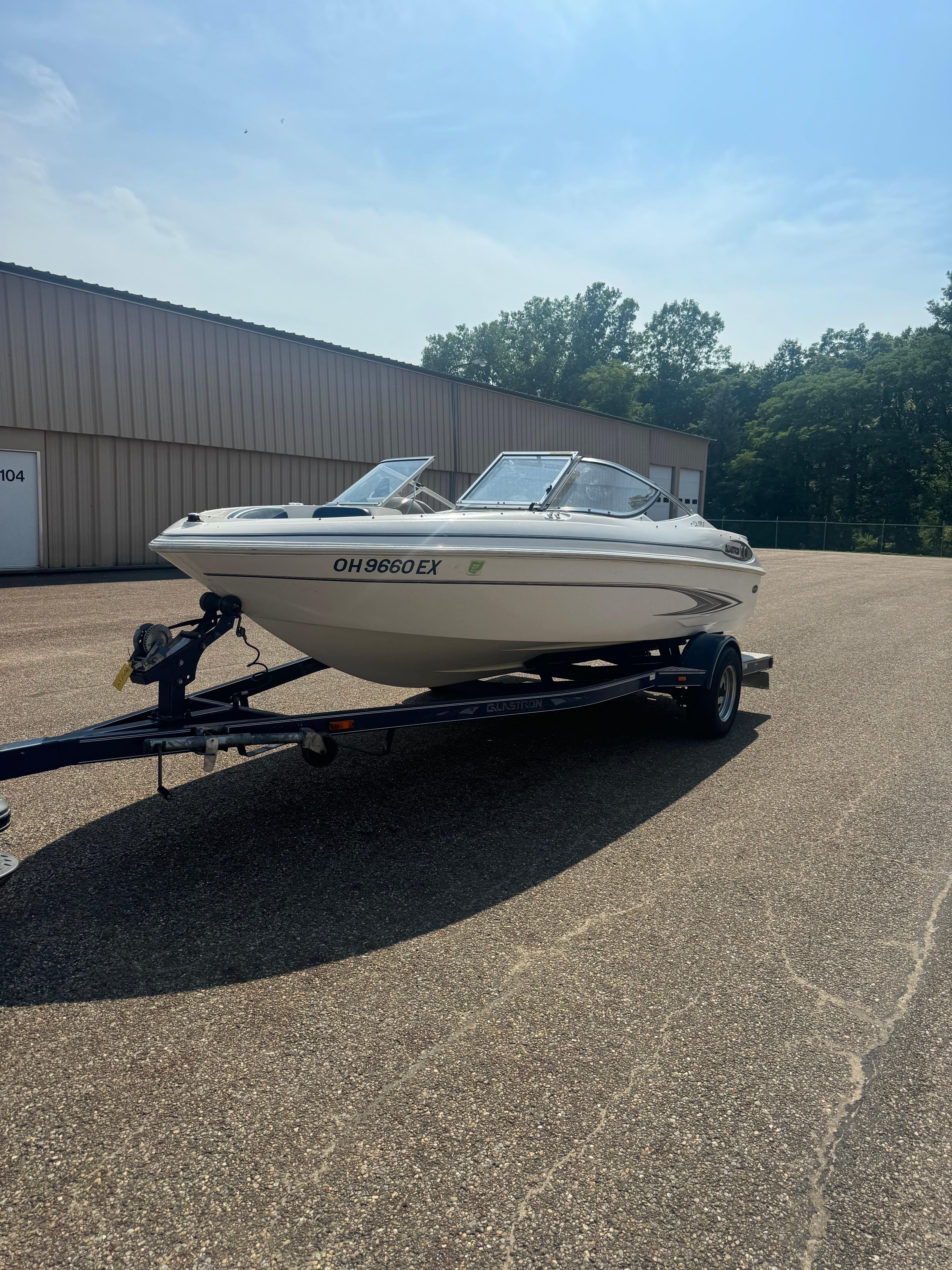 2001 Glastron GX 185